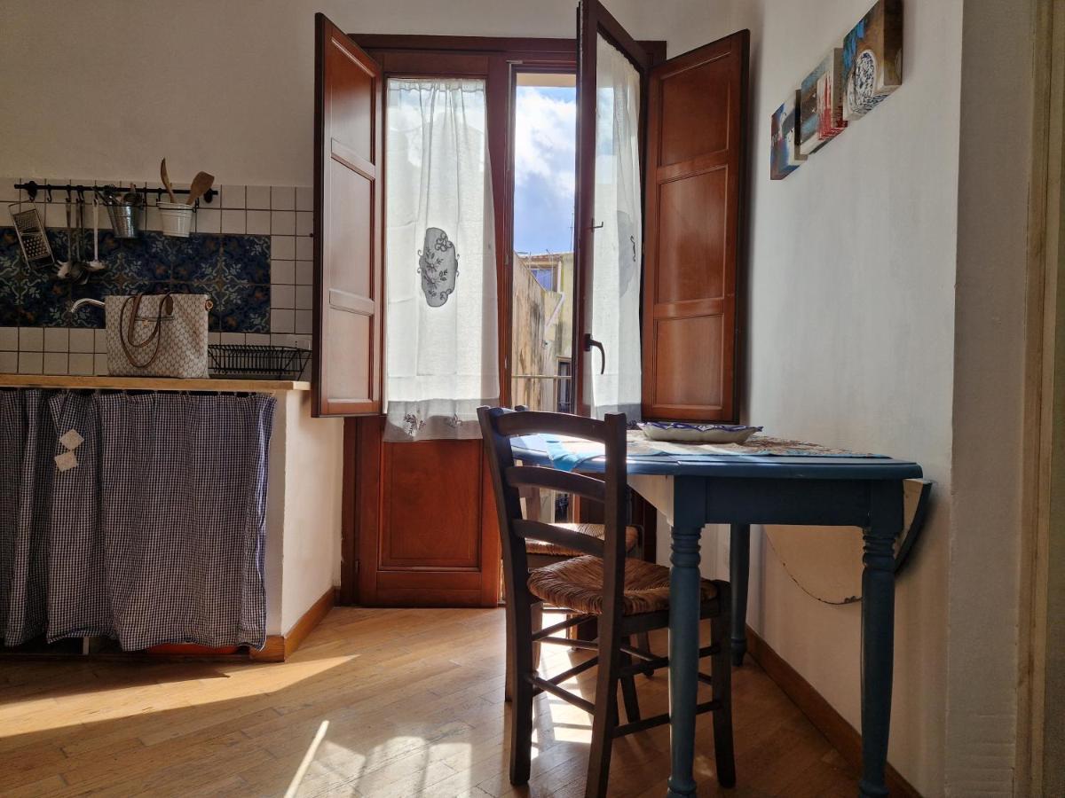 Casette Di Alex Con Terrazza Trapani Luaran gambar
