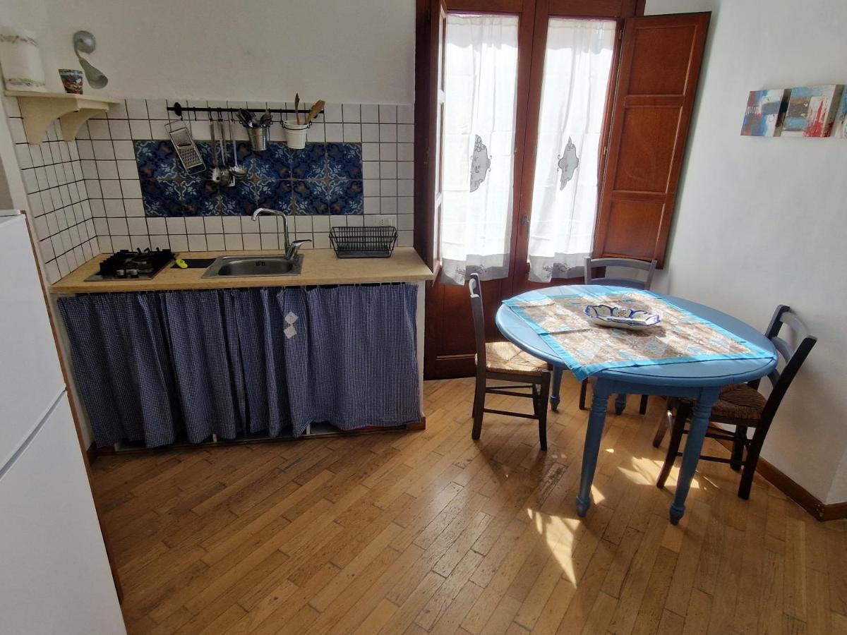 Casette Di Alex Con Terrazza Trapani Luaran gambar