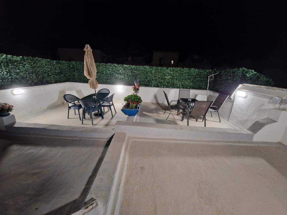 Casette Di Alex Con Terrazza Trapani Luaran gambar