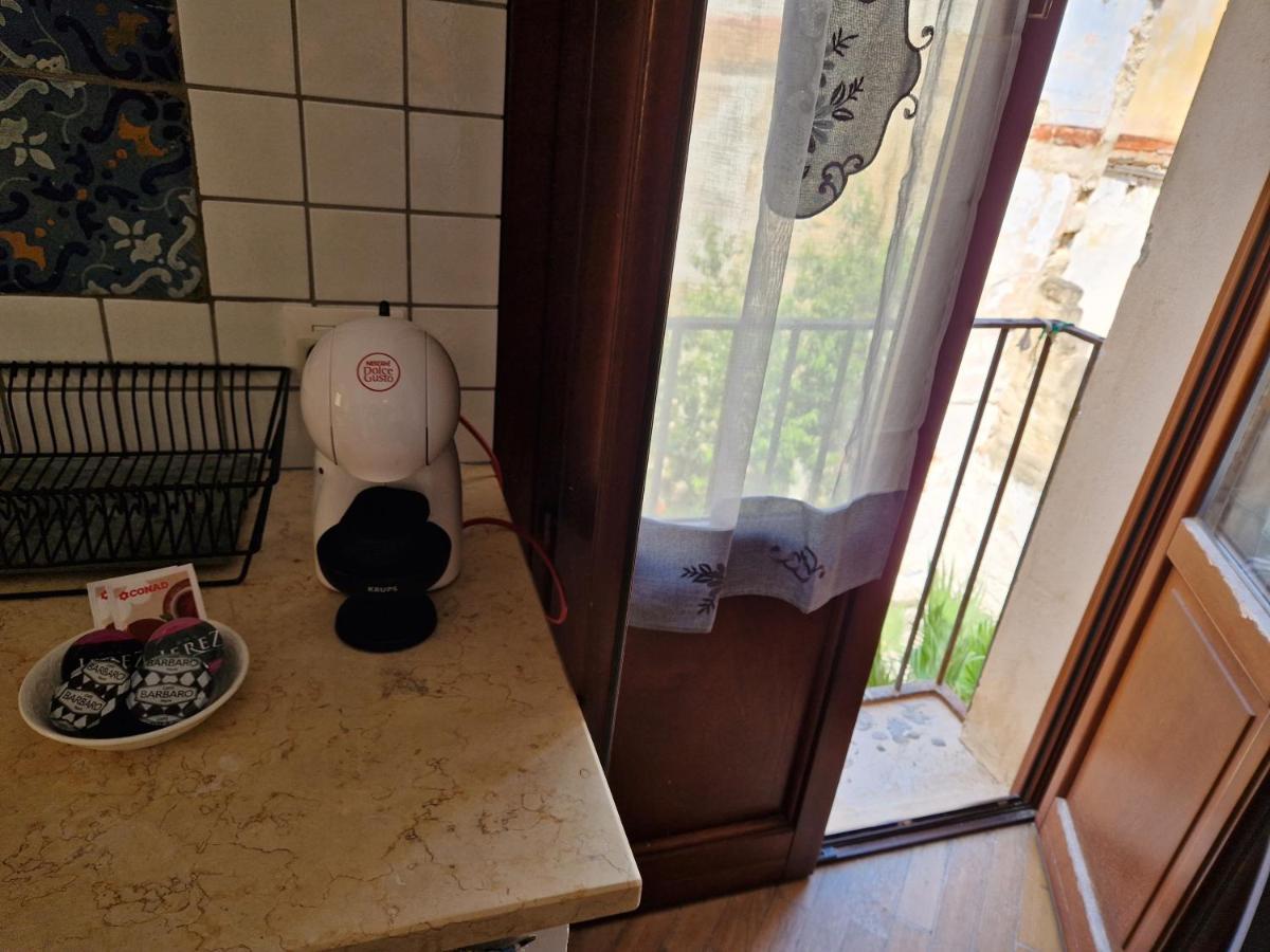 Casette Di Alex Con Terrazza Trapani Luaran gambar